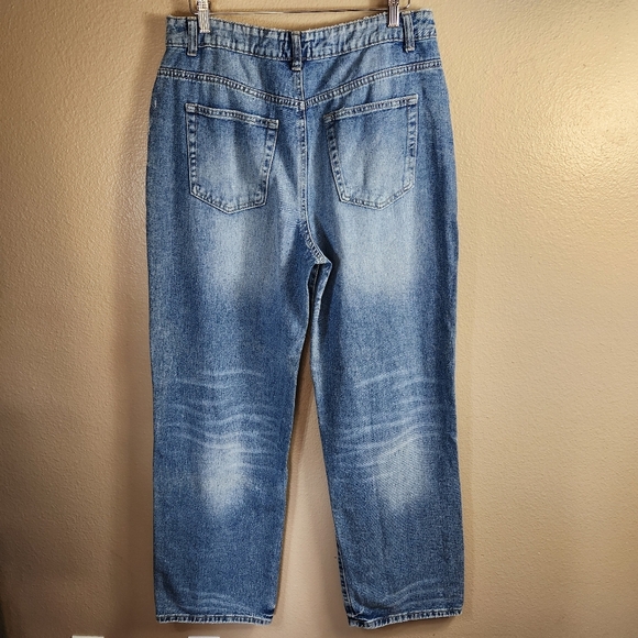 Refuge Womens |11| High Rise Wide Leg Medium Wash 100% Cotton Jeans - Picture 6 of 11